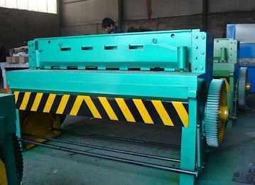 福州Q11-3*1300機(jī)械電動剪板機(jī)服務(wù)快選善鍛